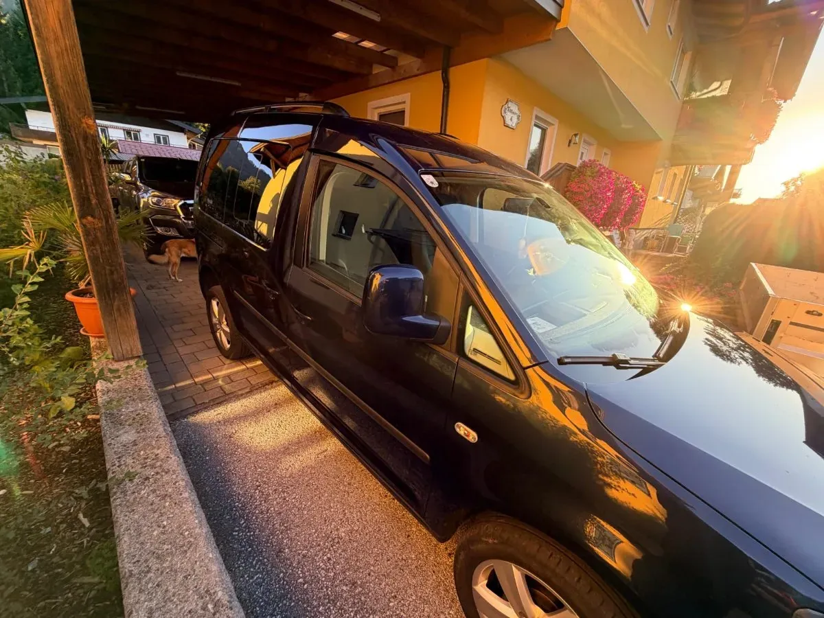 Volkswagen Caddy 2014 photo 2