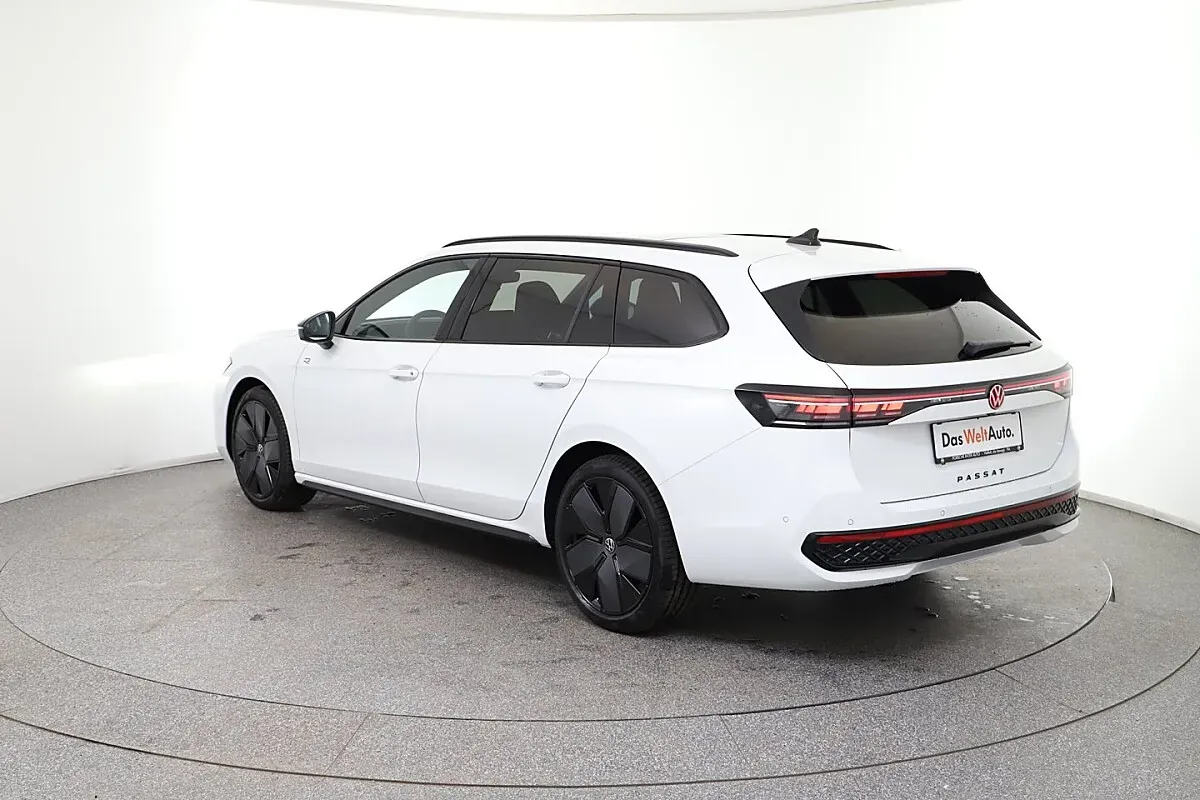 Volkswagen Passat 2026 photo 3