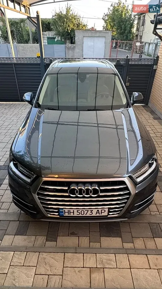 Audi Q7 2018 photo 5