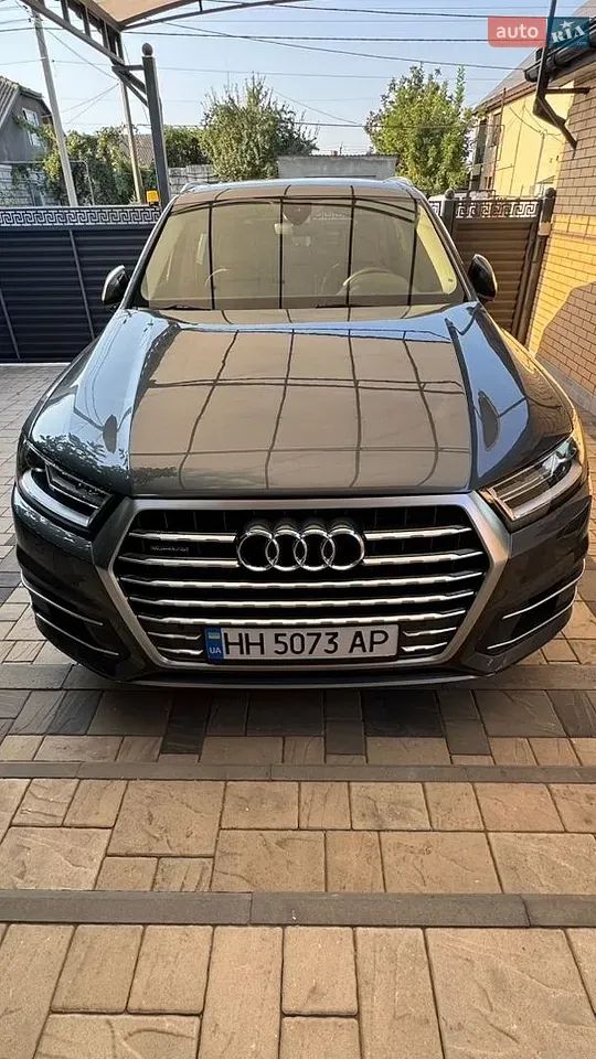 Audi Q7 2018 photo 4