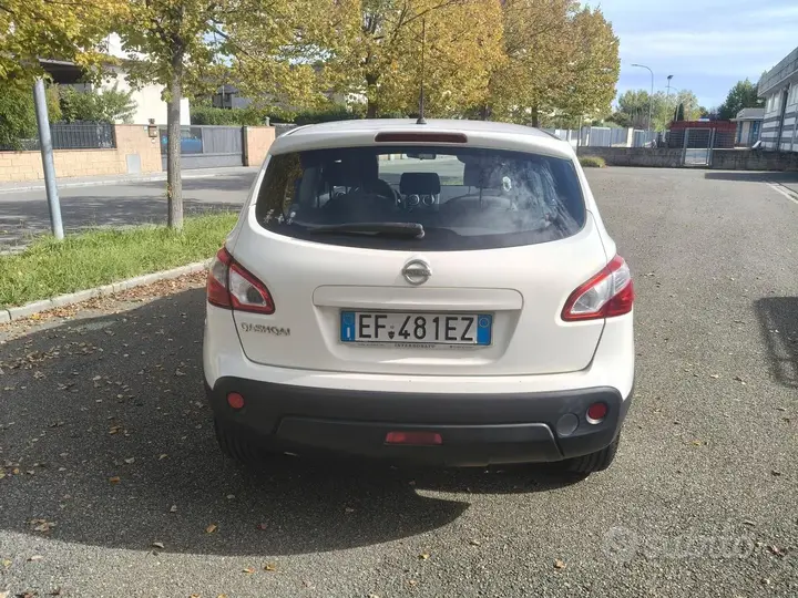 Nissan Qashqai 2011 photo 5