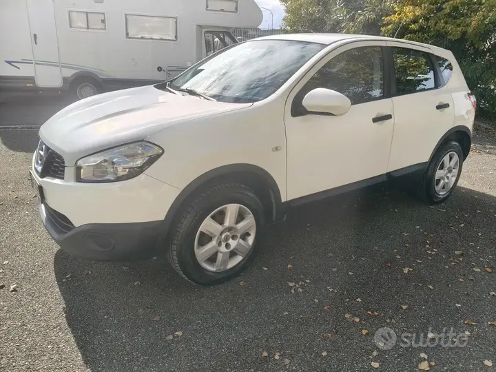 Nissan Qashqai 2011 photo 4