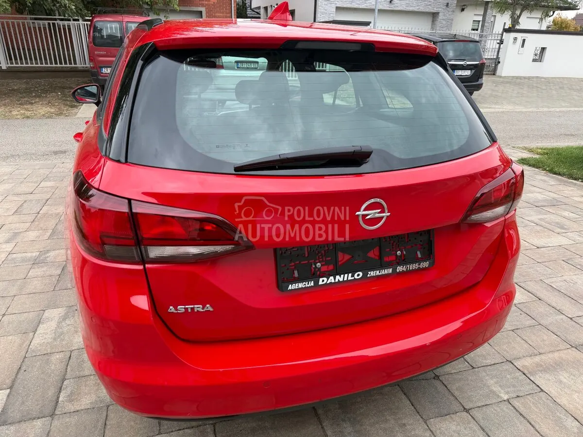 Opel Astra K 2018 photo 5