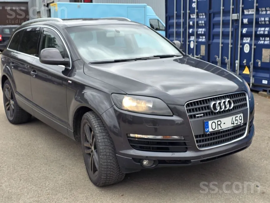Audi Q7 2006 photo 2