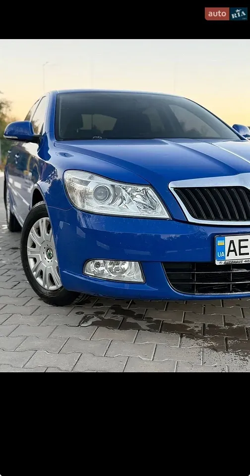 Skoda Octavia 2009 photo 3