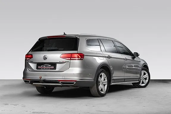 Volkswagen Passat Alltrack 2017 photo 2