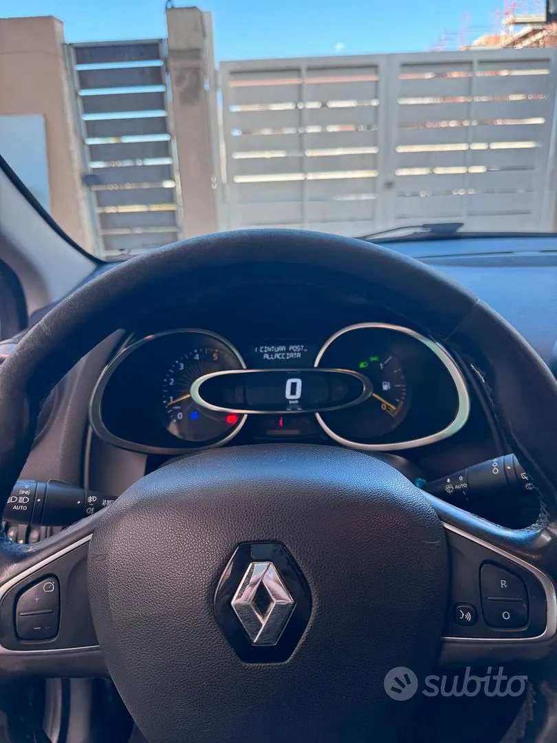 Renault Clio 2016 photo 5