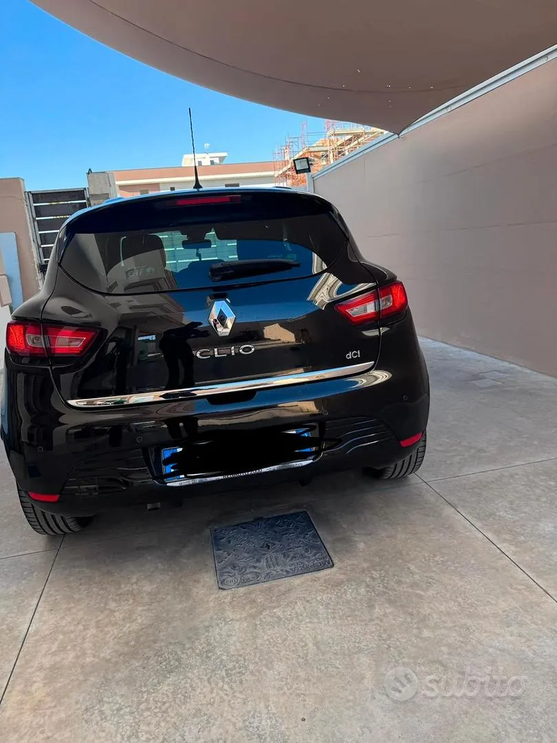 Renault Clio 2016 photo 2