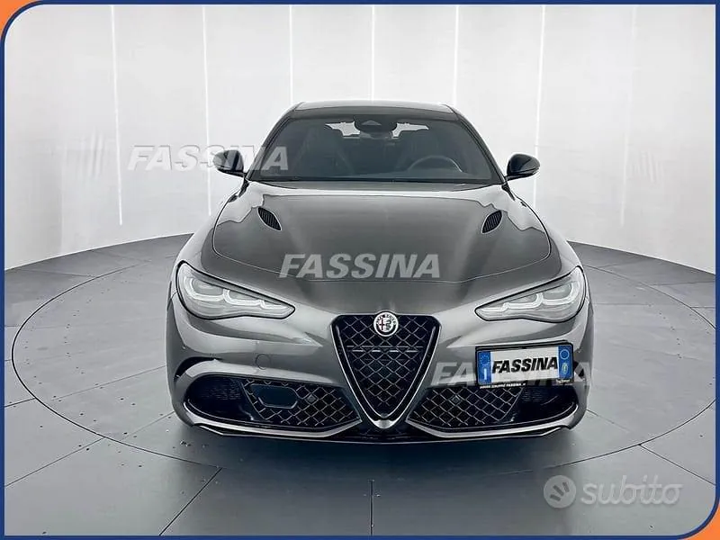 Alfa Romeo Giulia 2025 photo 2