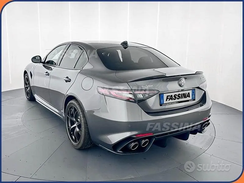 Alfa Romeo Giulia 2025 photo 4