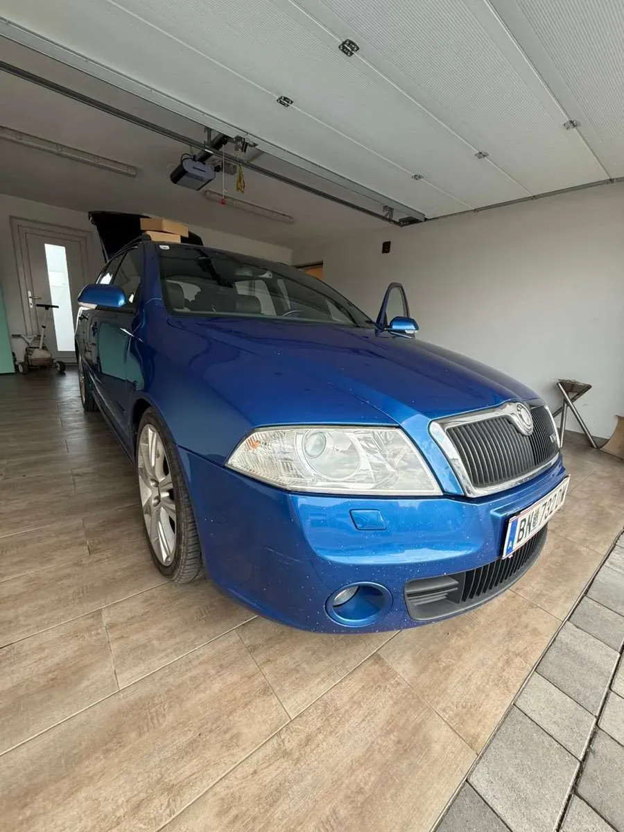 Skoda Octavia 2006 photo 2