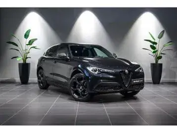 Alfa Romeo Stelvio 2023 photo 2