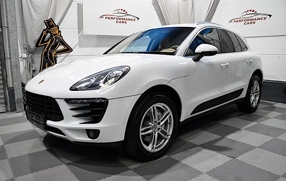 Porsche Macan S