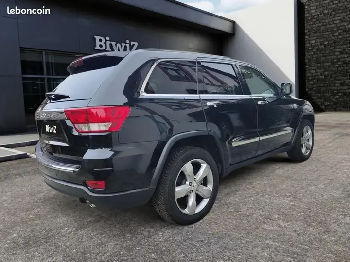 Jeep Grand Cherokee 2011 photo 4