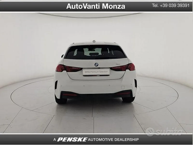 BMW 1 Series 2025 photo 5