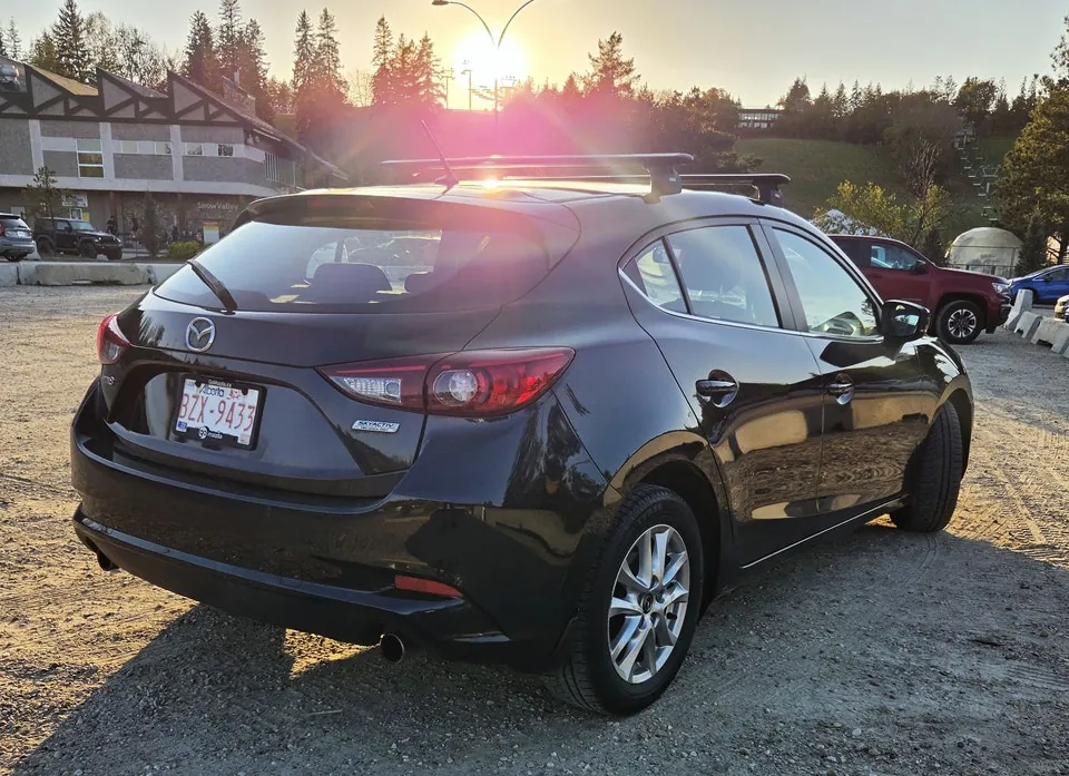 Mazda Mazda3 Sport 2018 photo 3
