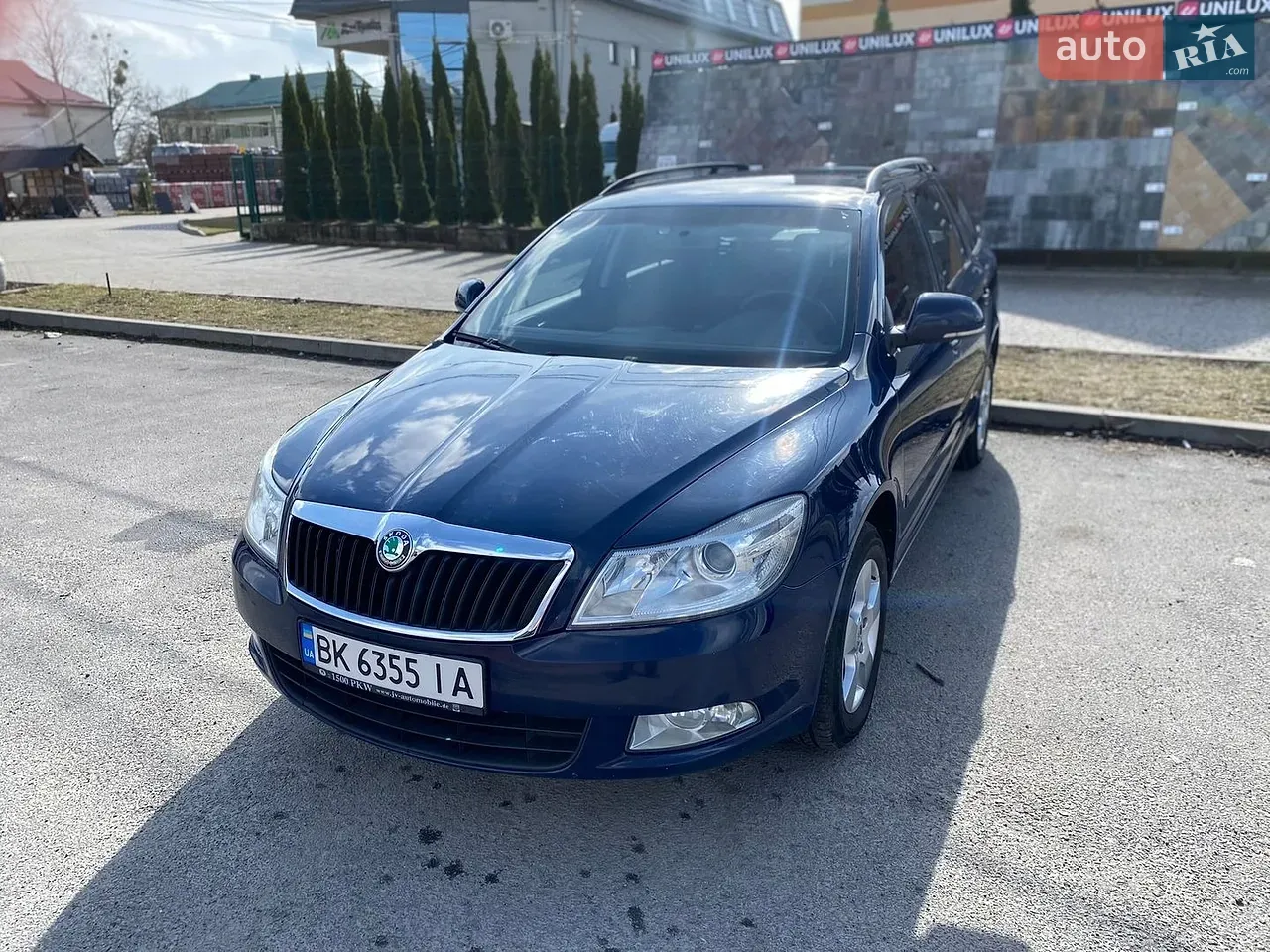 Skoda Octavia 2012 photo 2