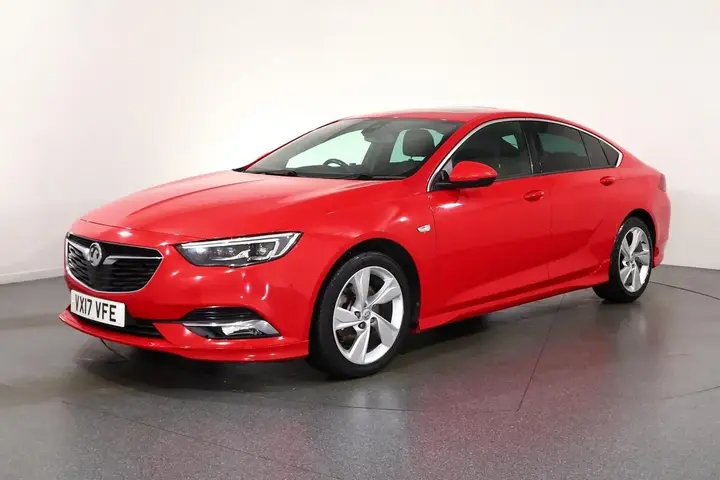 Vauxhall Insignia 2017 photo 3