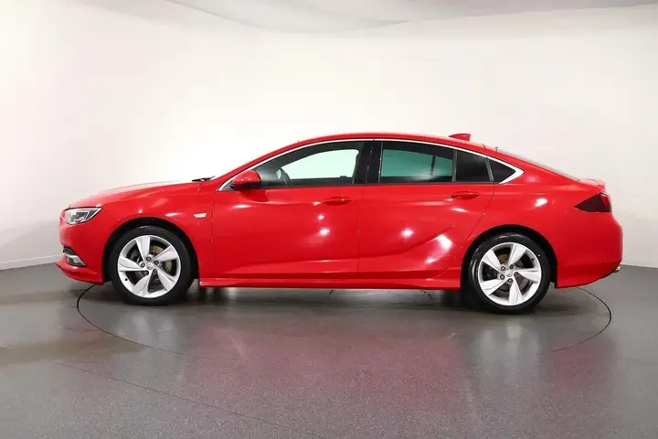 Vauxhall Insignia 2017 photo 4