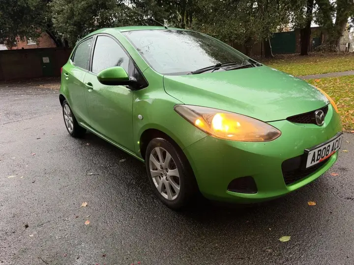 Mazda Mazda2 2008 photo 5