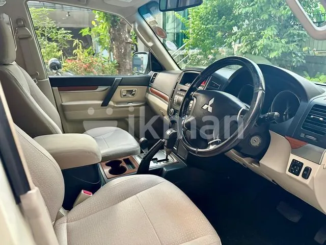 Mitsubishi Montero
