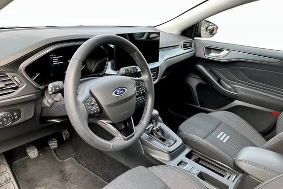 Ford Focus 2023 photo 5