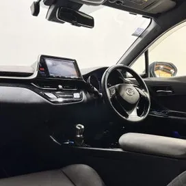 Toyota C-Hr 2018 photo 4