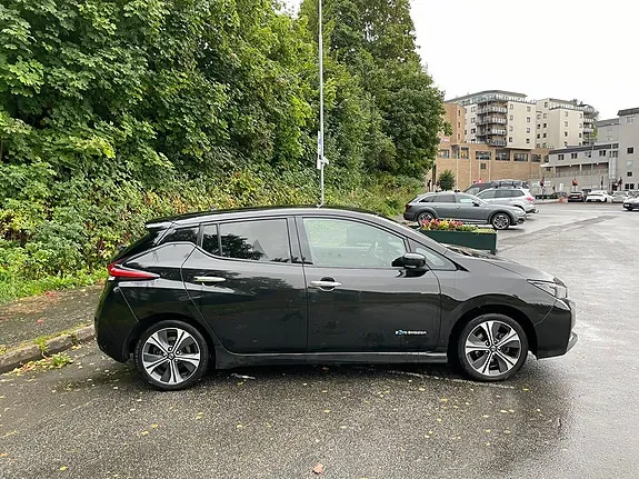 Nissan Leaf 2018 photo 3