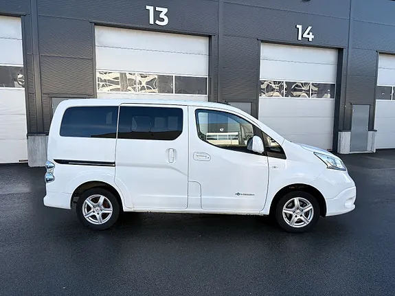 Nissan E-Nv200 2017 photo 2