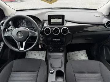 Mercedes-Benz B-Class 2015 photo 2