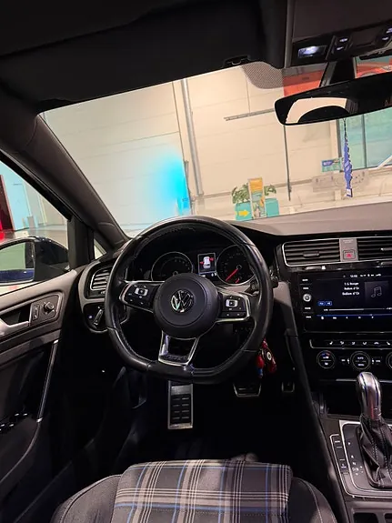 Volkswagen Golf 2018 photo 5