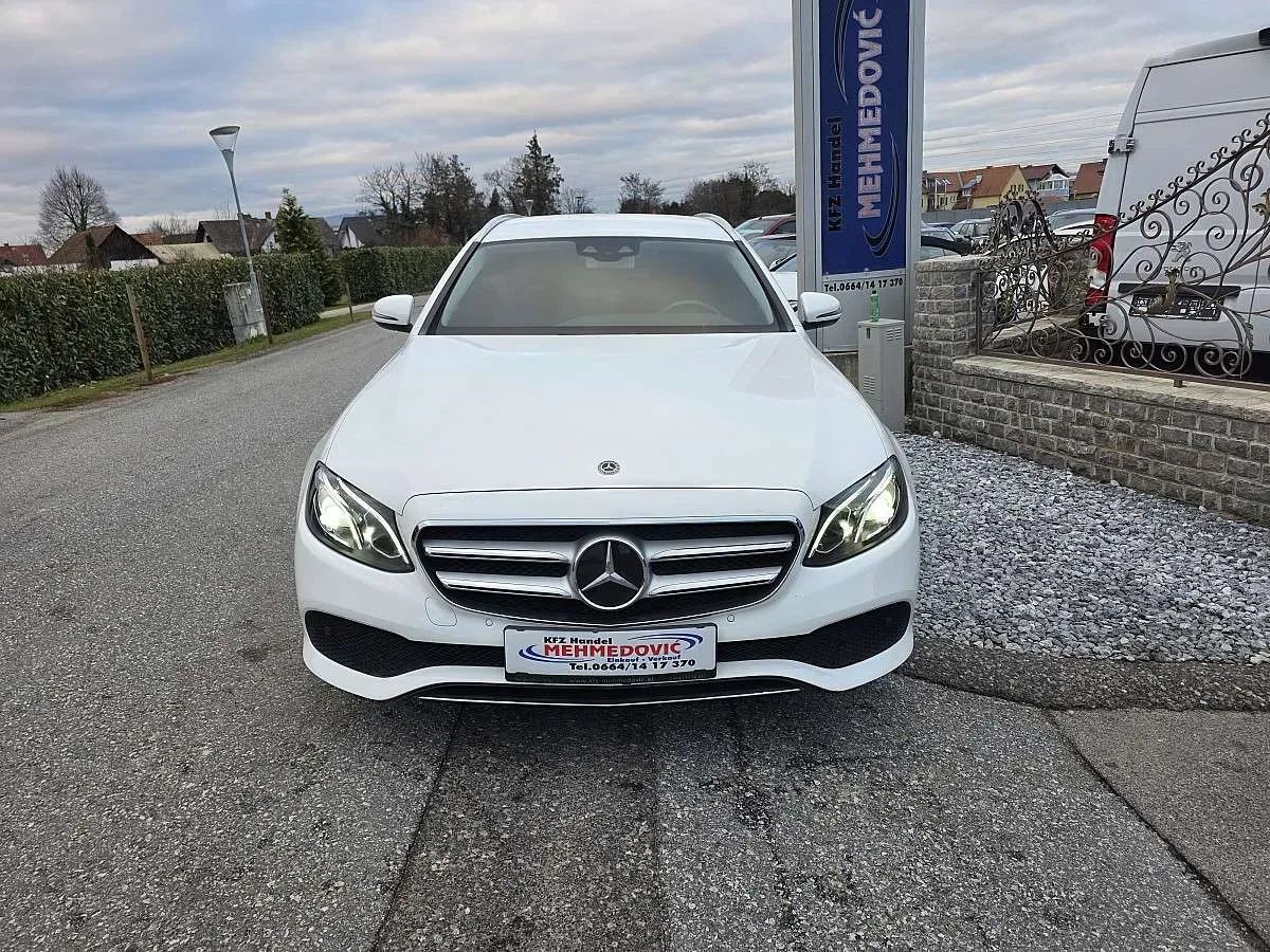 Mercedes-Benz E-Class 2018 photo 3
