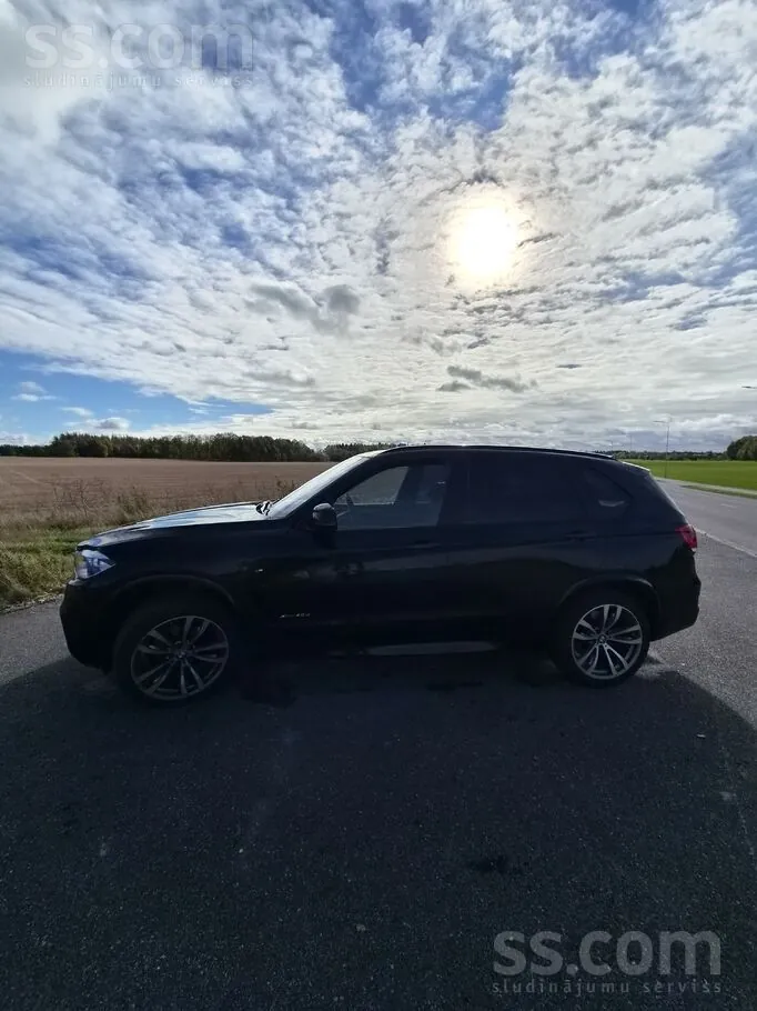 BMW X5 2018 photo 5