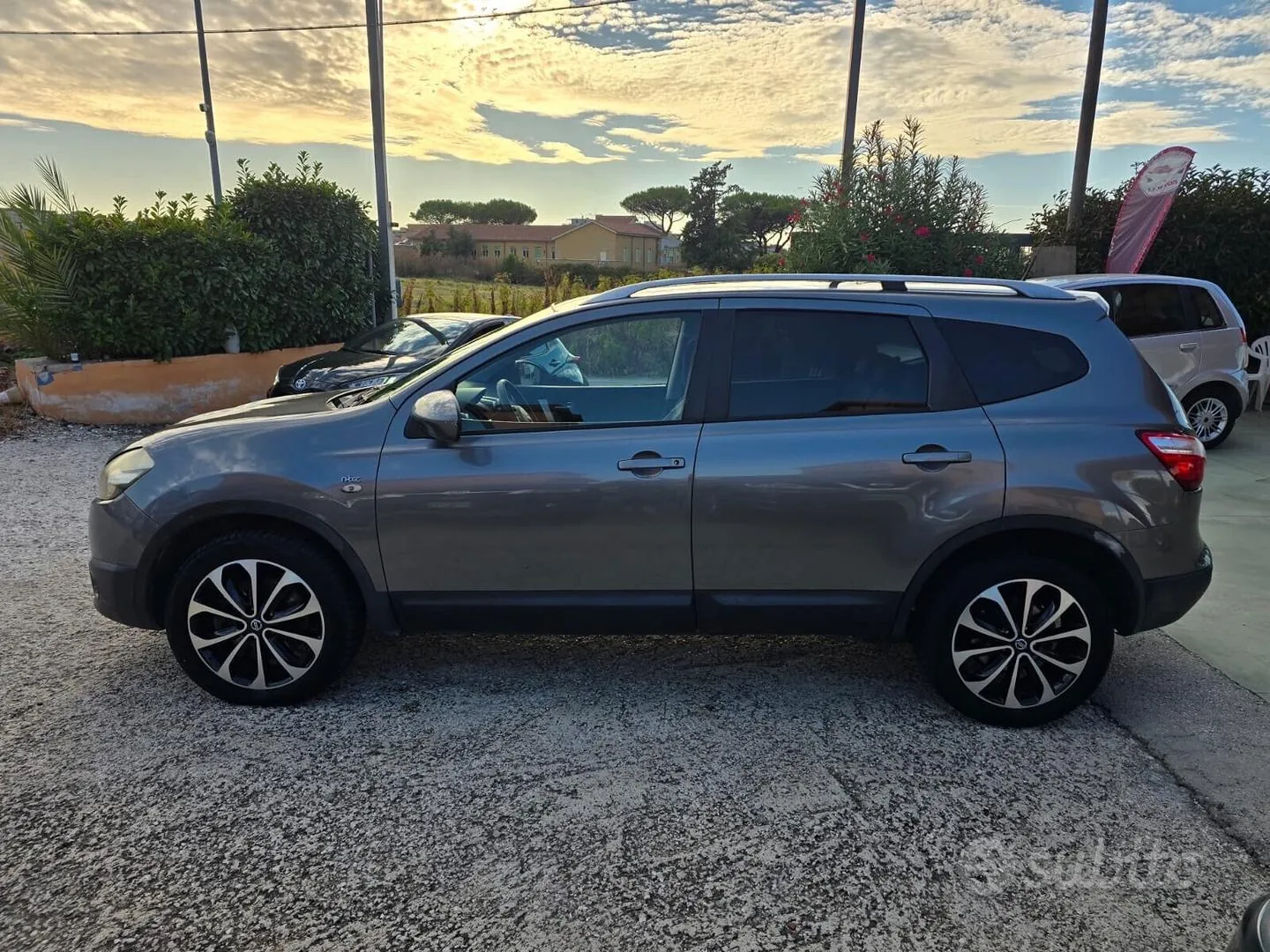 Nissan Qashqai 2012 photo 5