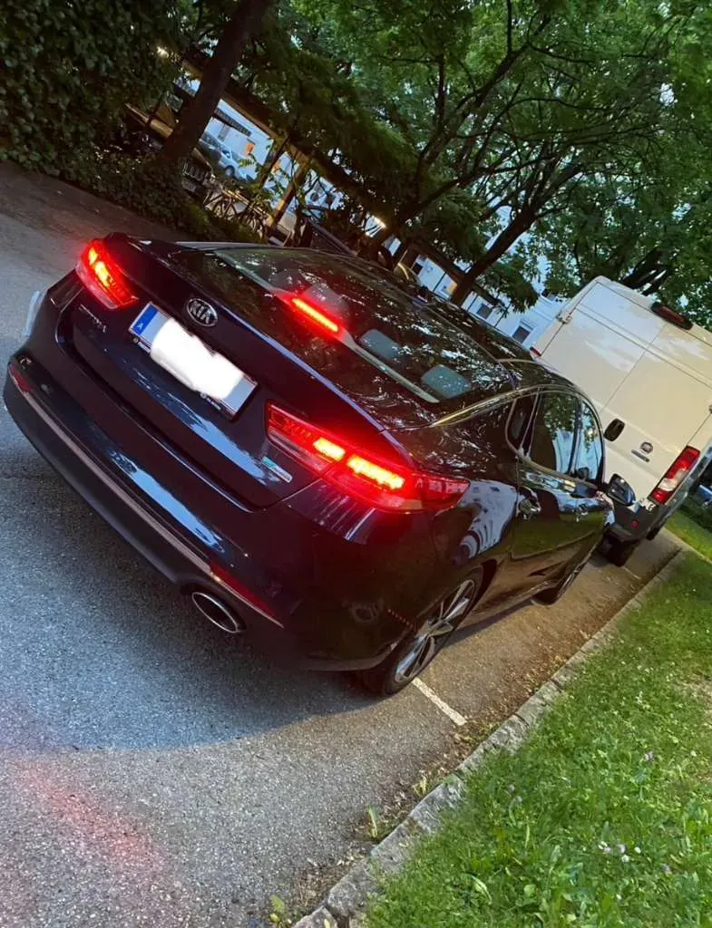 Kia Optima 2017 photo 2