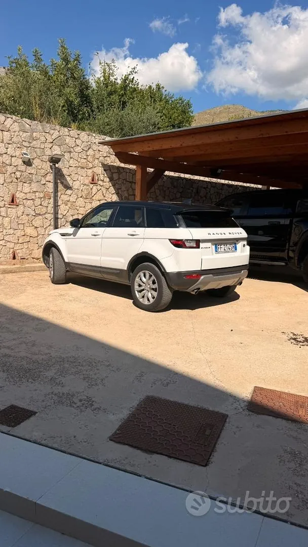 Land Rover Range Rover Evoque 2016 photo 4