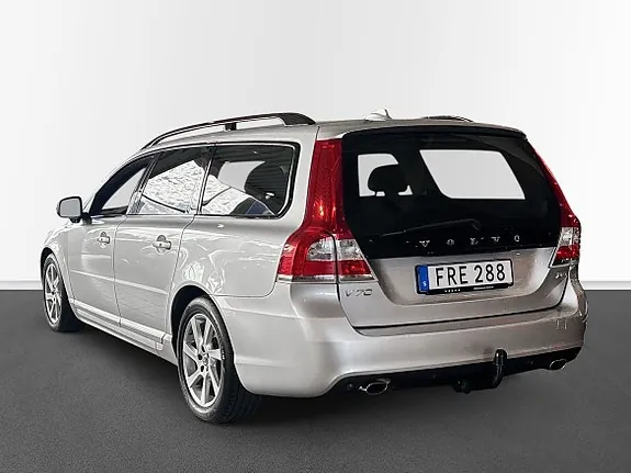 Volvo V70 2015 photo 2