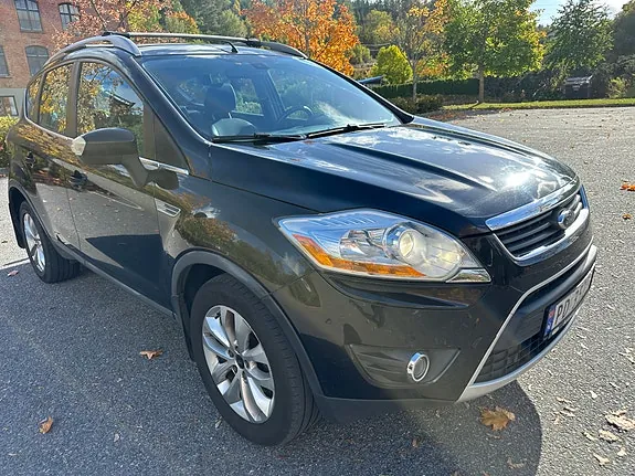 Ford Kuga 2010 photo 3