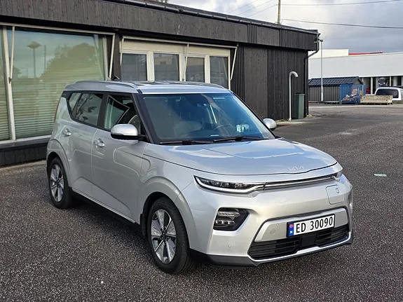 Kia E-Soul 2022 photo 2