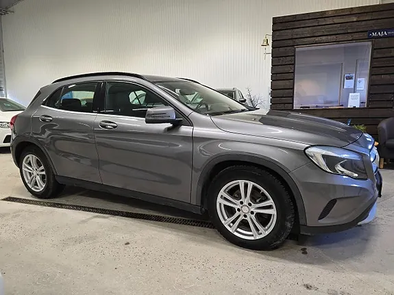 Mercedes-Benz Gla200 2014 photo 5