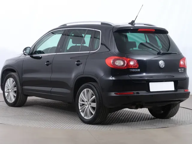 Volkswagen Tiguan 2010 photo 3