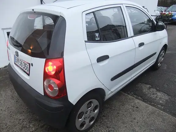 Kia Picanto 2007 photo 4