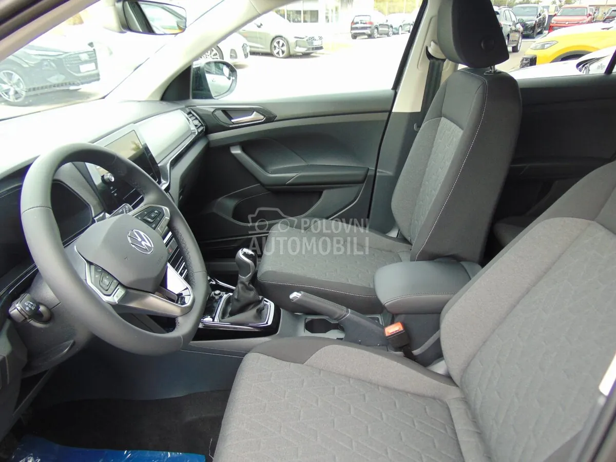 Volkswagen T-Cross 2026 photo 2