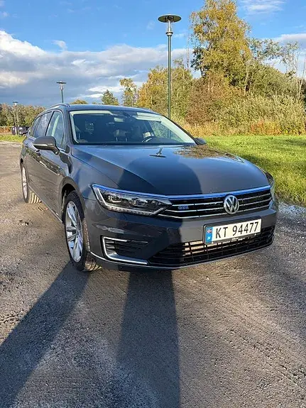 Volkswagen Passat 2017 photo 2
