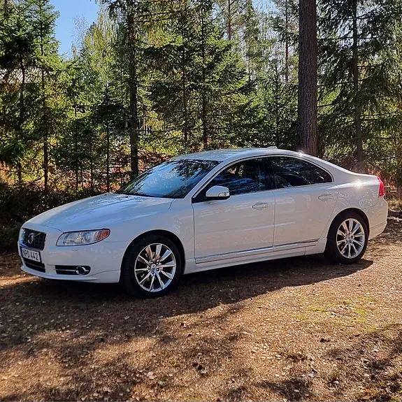 Volvo S80