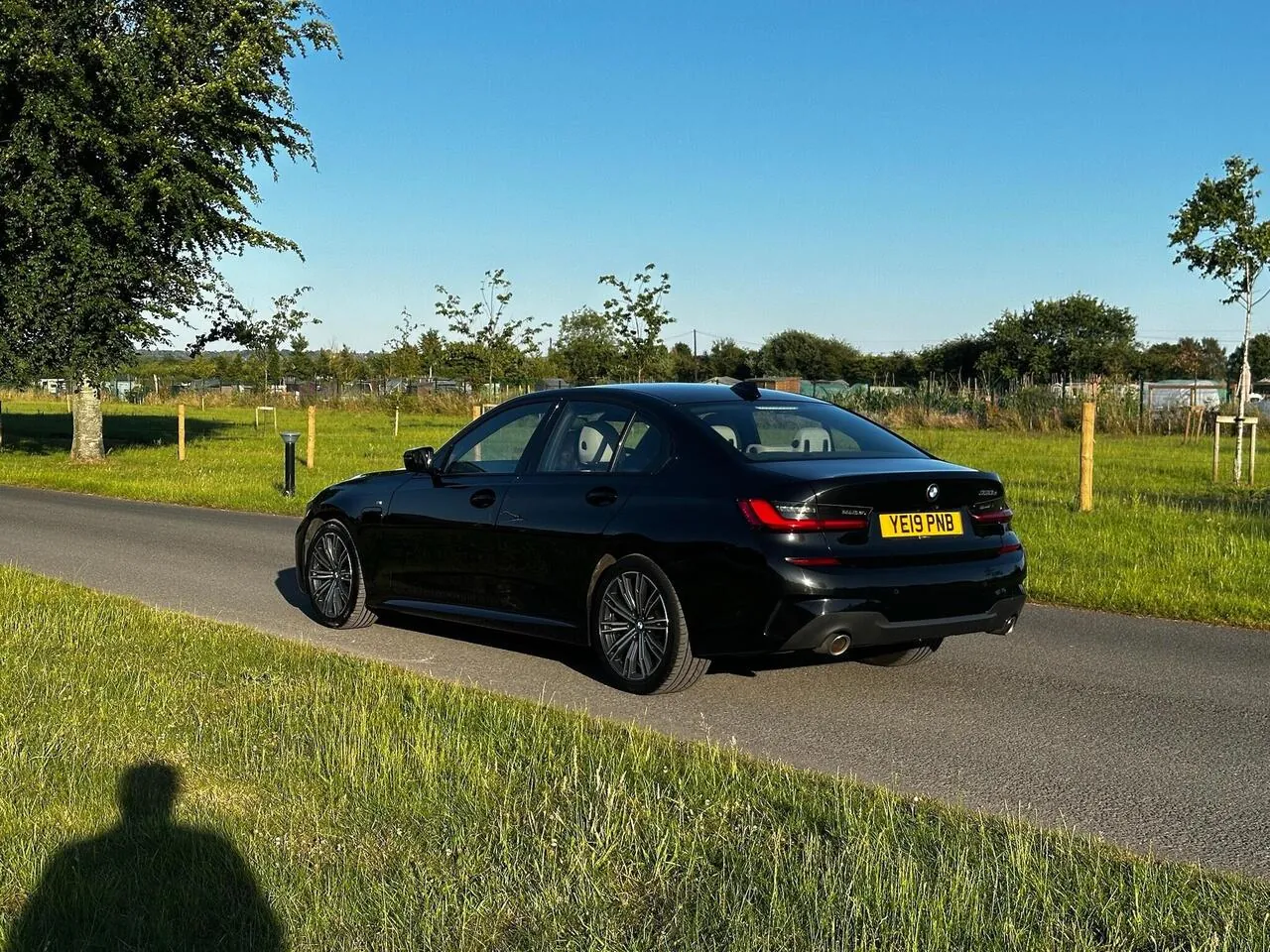 BMW 3 Series 2019 photo 4
