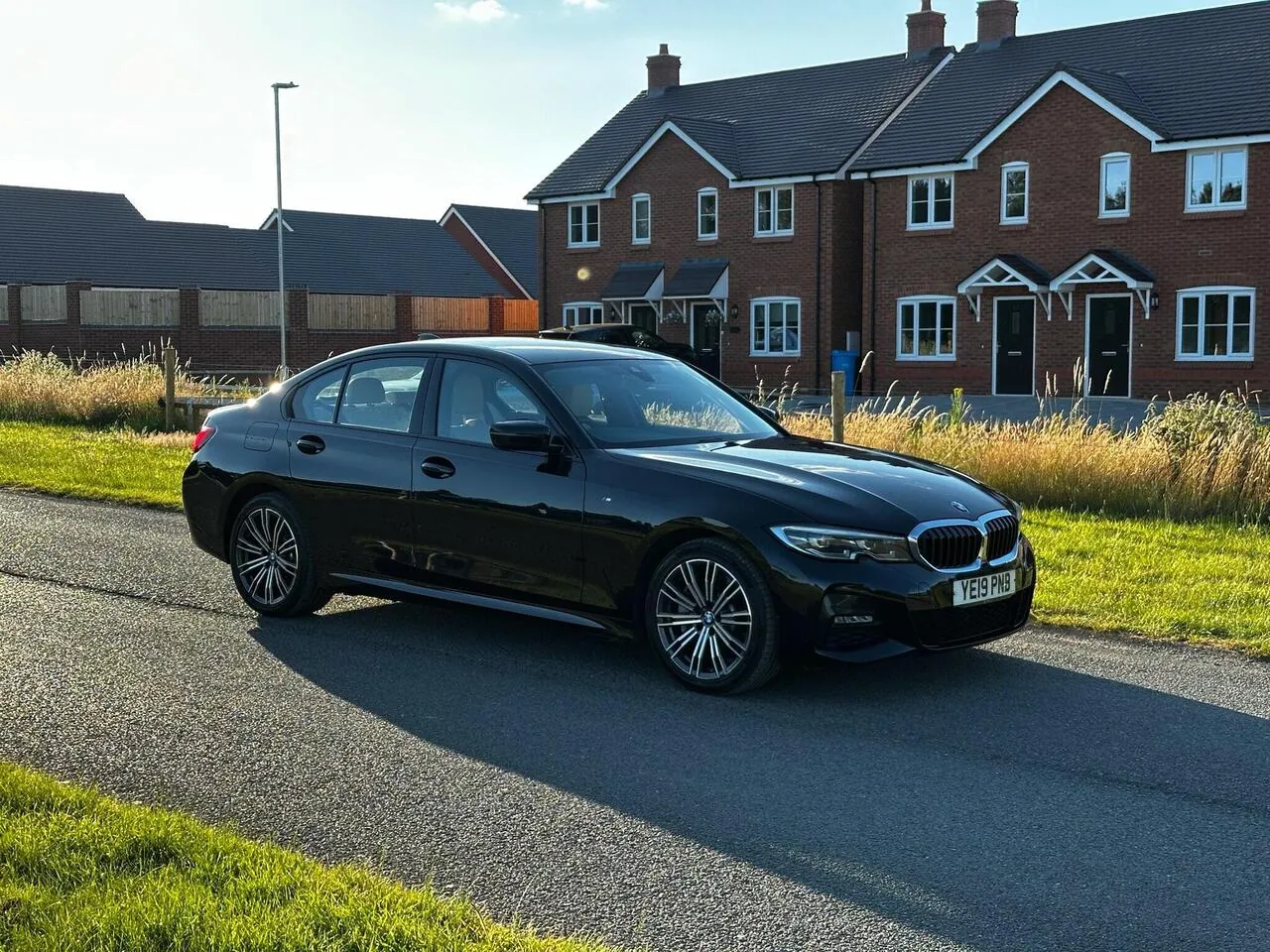 BMW 3 Series 2019 photo 5