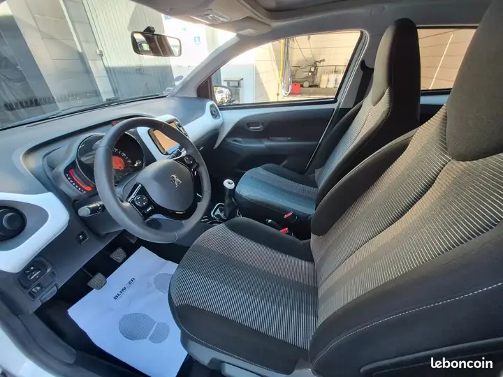 Peugeot 108 2014 photo 3