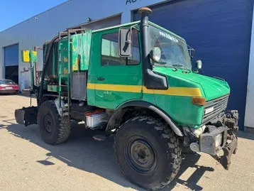 Mercedes-Benz Unimog 1979 photo 3