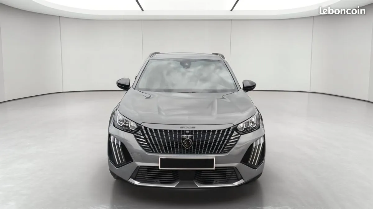 Peugeot 2008 2024 photo 2